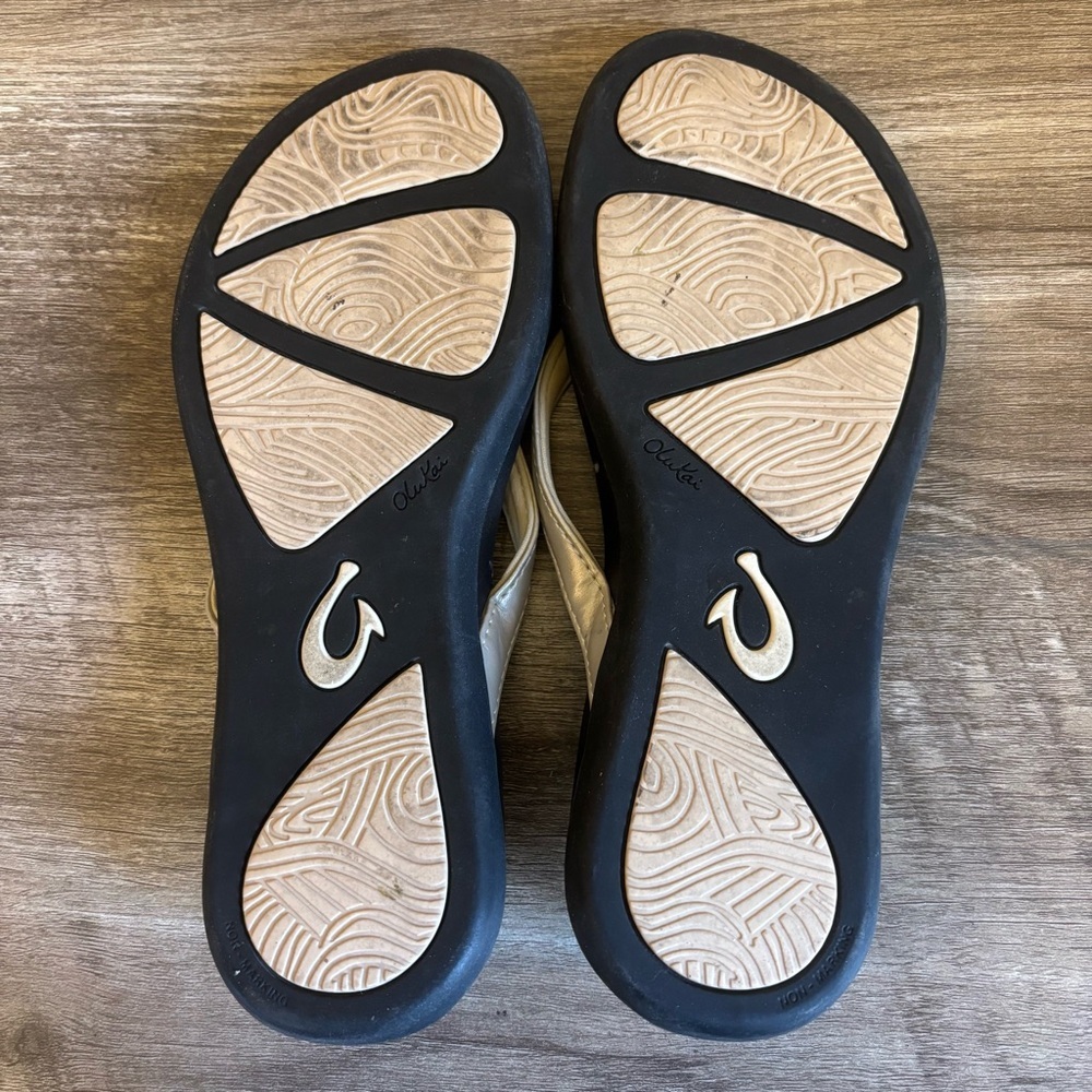 OluKai Ho‘ōpio Sandals Women's Size 7 - Picture 8 of 9